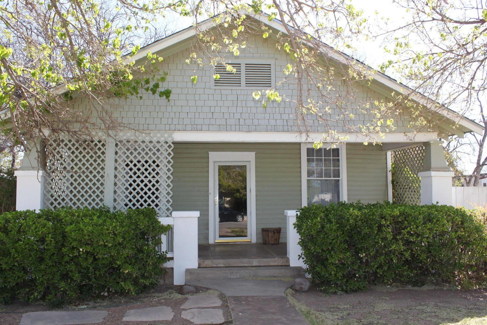 Brennan House Hotel Carlsbad Exterior photo